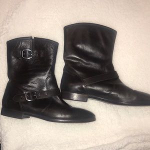 “Re-Posh”. UGG Boots